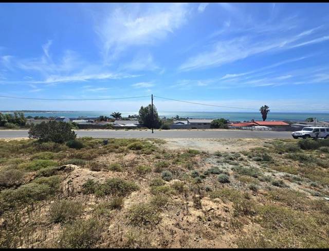 LAND FOR SALE IN DA GAMA BAY